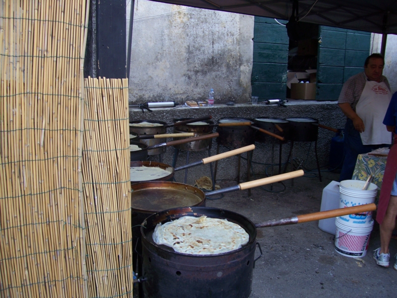  Image name: Estate034.jpg 
 width: 801 pixel 
 height: 602 pixel 
 Size: 427817 bytes 
 Click to enlarge 